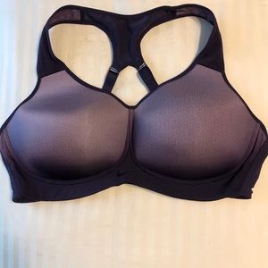 NWOT Nike Pro Rival High Impact Sports Bra 38C